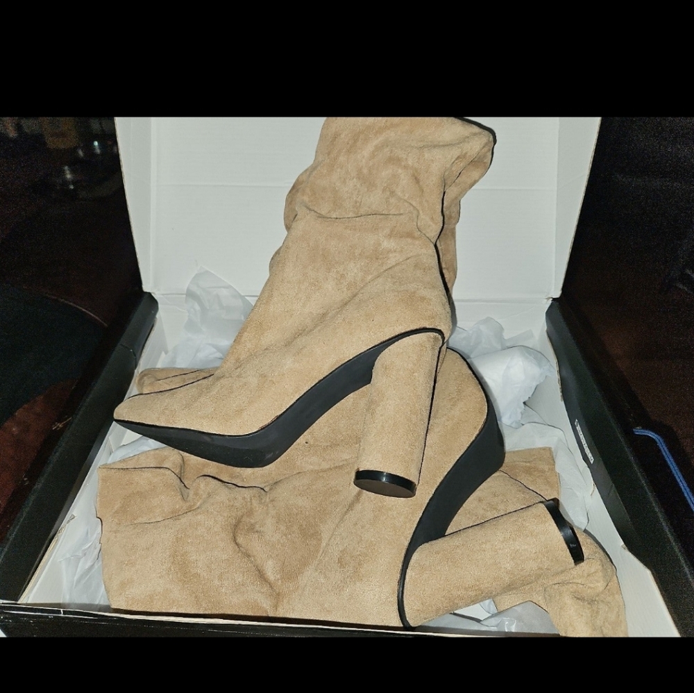 Fashionova tigh high boots size 8